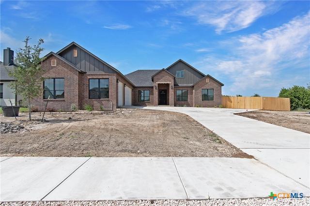 1813 Dorian Dr, Salado, TX 76571