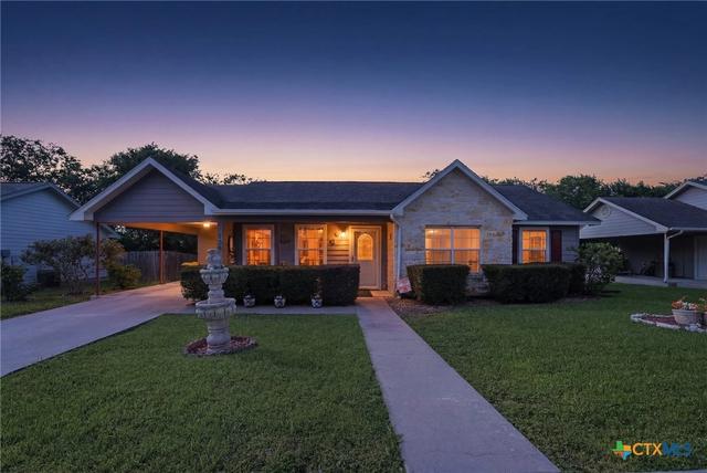 529 Guerra Ln, Gonzales, TX 78629