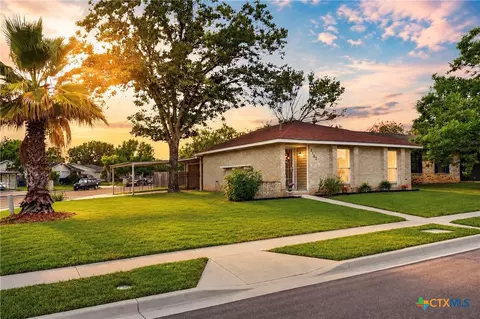 7702 Pipers Swan St, San Antonio, TX 78251