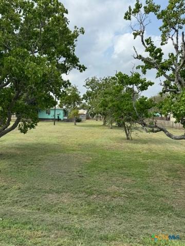154 W Kruse Ave, Port Lavaca, TX 77979