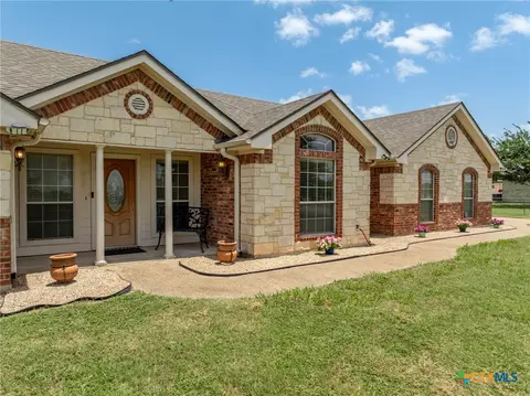 Exterior - 205 Hatter Dr, Moody, TX 76557 photo 3 of 15