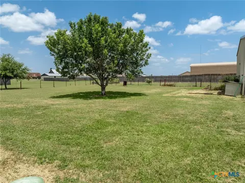 Exterior - 205 Hatter Dr, Moody, TX 76557 photo 14 of 15