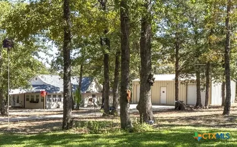 220 Clydesdale Dr, Dale, TX 78616