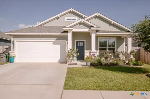 404 Brushy Crk, Victoria, TX 77904