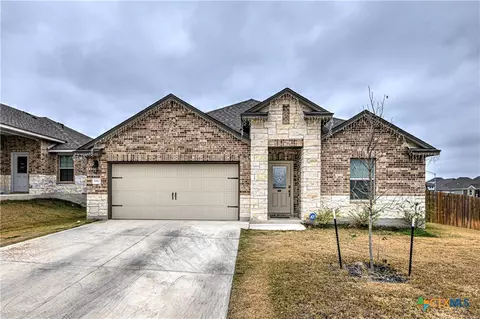 1957 Rosson St, Nolanville, TX 76559