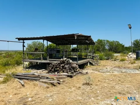 10 Winchester Rd # B, Del Rio, TX 78840
