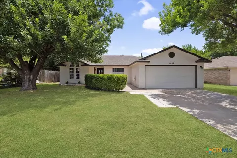 1822 Dusk Dr, Killeen, TX 76543