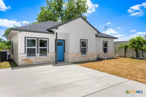 606 Bridge St, Gatesville, TX 76528