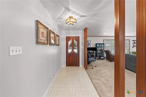 1101 E 19th St, Cameron, TX 76520 photo 5