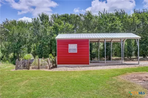 Other - 537 Lower Elgin Rd, Elgin, TX 78621 photo 7 of 12