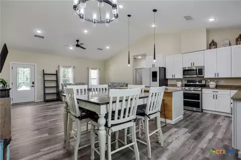 Other - 537 Lower Elgin Rd, Elgin, TX 78621 photo 3 of 12