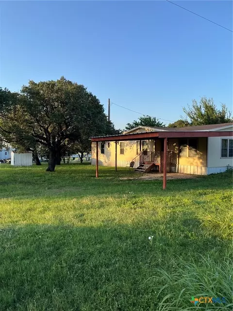 605 E Chappel Rd, San Saba, TX 76877