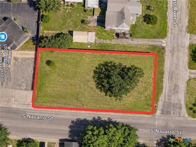 507 E River St, Victoria, TX 77901