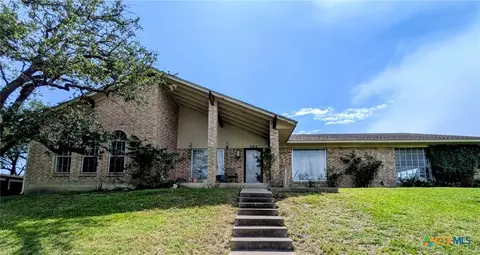 2512 River Oaks Dr, Belton, TX 76513