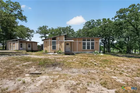 922 Northwood Cir, Rockdale, TX 76567