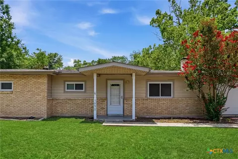 1032 S Mesquite Ave, New Braunfels, TX 78130
