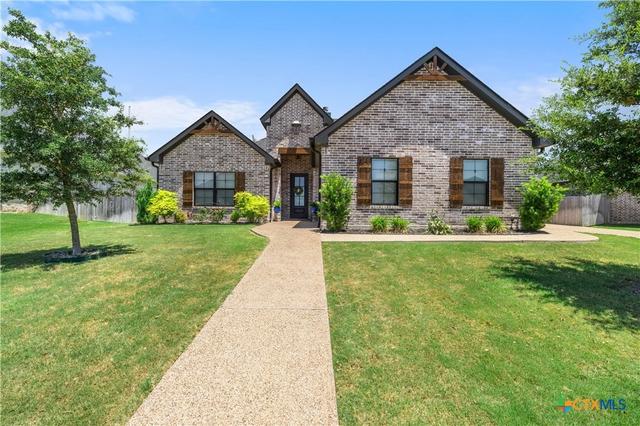 932 Gallant Fox Rd, Hewitt, TX 76643