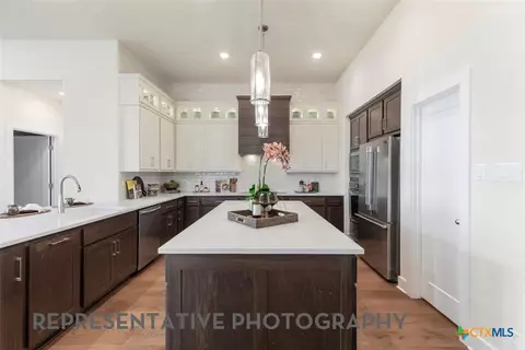 Kitchen - 207 Jackson River Loop, Kyle, TX 78640 photo 2 of 6