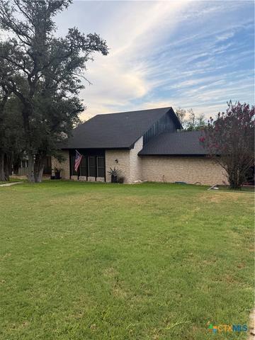 3064 Summit Dr, Belton, TX 76513