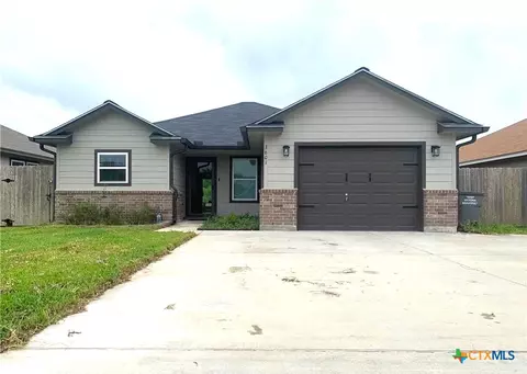 3601 Hanselman Rd, Victoria, TX 77901