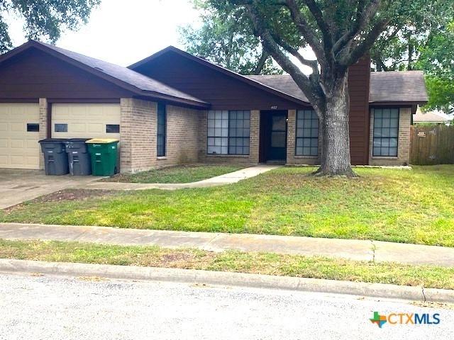 407 Ivanhoe Dr, Victoria, TX 77901