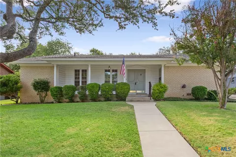 207 Live Oak Dr, Harker Heights, TX 76548
