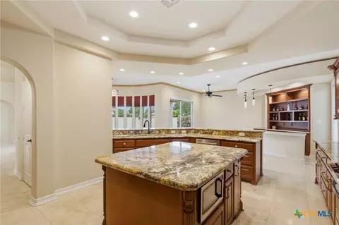 Kitchen - 48 Post Oak Run, Inez, TX 77968 photo 4 of 6