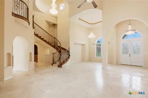 Living - 48 Post Oak Run, Inez, TX 77968 photo 1 of 11