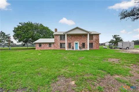 6072 County Road 122, Hallettsville, TX 77964