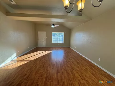 Living - 3003 Baldwin Loop, Killeen, TX 76549 photo 3 of 8