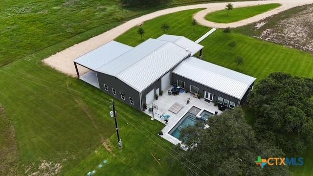 686 Rappold Rd, Yoakum, TX 77995