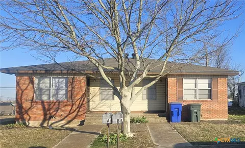 211 Marston Ave, Copperas Cove, TX 76522