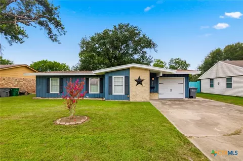 4605 Camellia St, Victoria, TX 77904