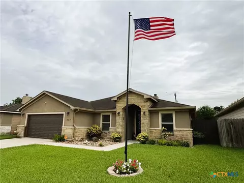 207 Secretariat Dr, Victoria, TX 77901