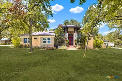300 Cibolo Ridge Dr, La Vernia, TX 78121