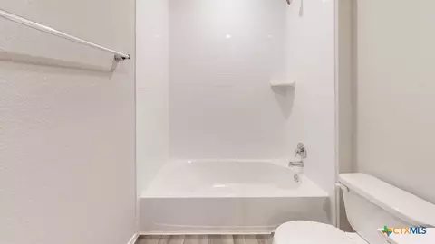 Entry Way - 140 Candy St, Georgetown, TX 78626 photo 4 of 4