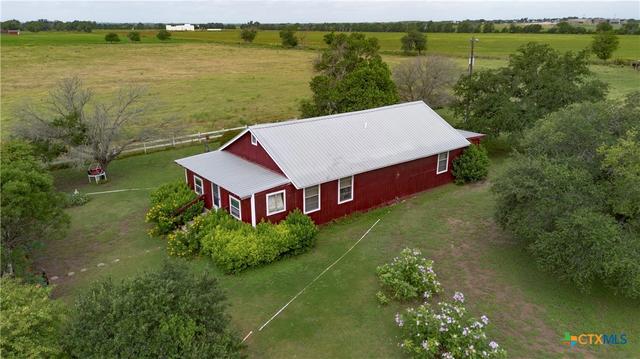 402 Happy Haven Rd, Mcqueeney, TX 78123