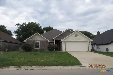 7310 Golden Heart Dr, Temple, TX 76502