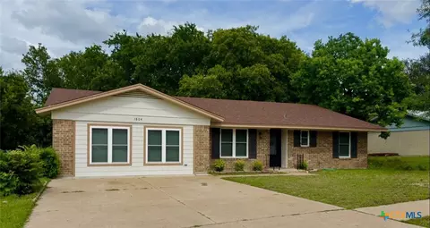1804 Wilshire Dr, Killeen, TX 76543