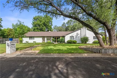 2200 Antelope Trl, Harker Heights, TX 76548