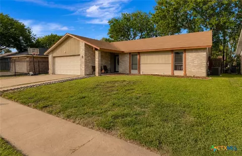 206 Fleetwood Dr, Victoria, TX 77901