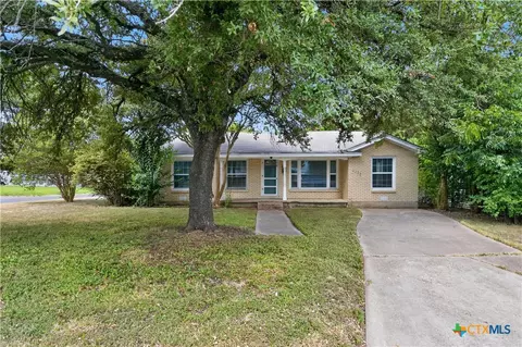 1518 S 37th St, Temple, TX 76504