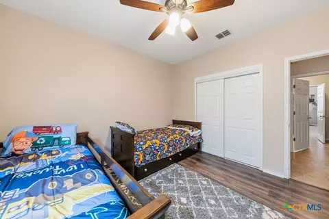 Bedroom - 125 Eagle Flight, Cibolo, TX 78108 photo 4 of 6