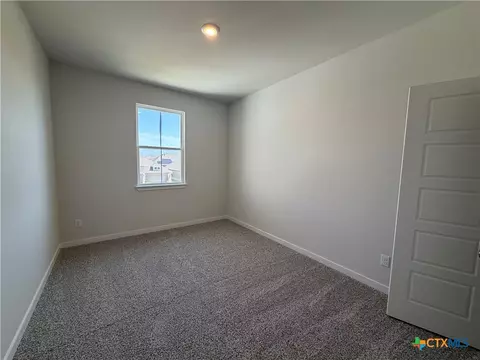 Bedroom - 6906 Mcgregor Loop, Killeen, TX 76549 photo 9 of 10