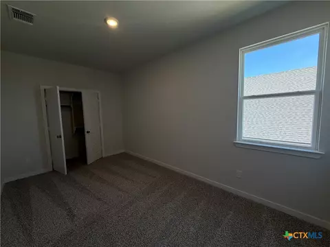 Bedroom - 6906 Mcgregor Loop, Killeen, TX 76549 photo 5 of 10