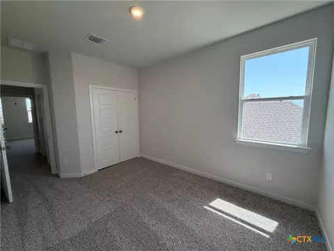 Bedroom - 6906 Mcgregor Loop, Killeen, TX 76549 photo 8 of 10
