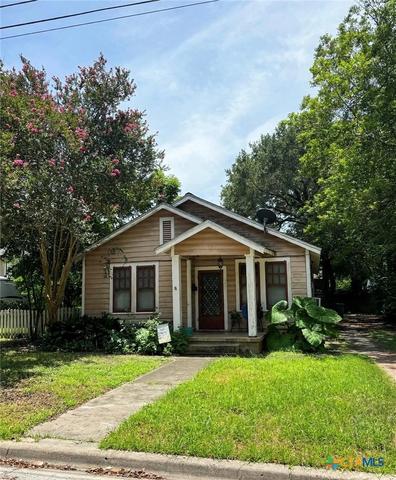 705 W San Antonio St, Victoria, TX 77901