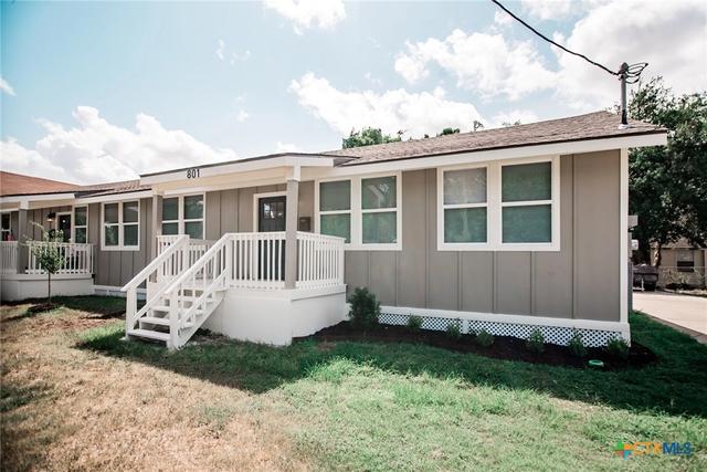 801 S 803 S Main St, Victoria, TX 77901