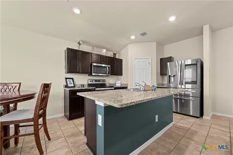 6115 Sally Ride Ln, Killeen, TX 76543