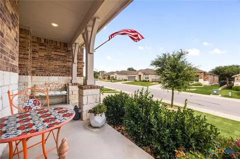 Exterior - 405 Kitty Hawk Rd, Georgetown, TX 78633 photo 7 of 11